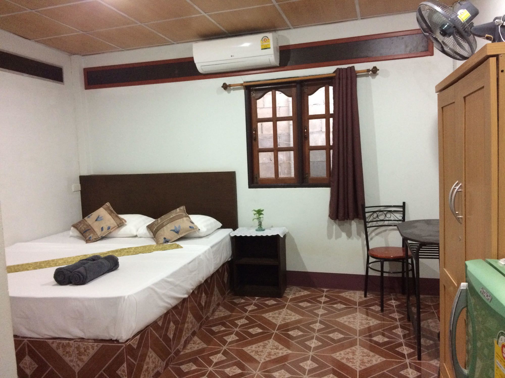 ホテル Hide-In House Ko Lanta エクステリア 写真