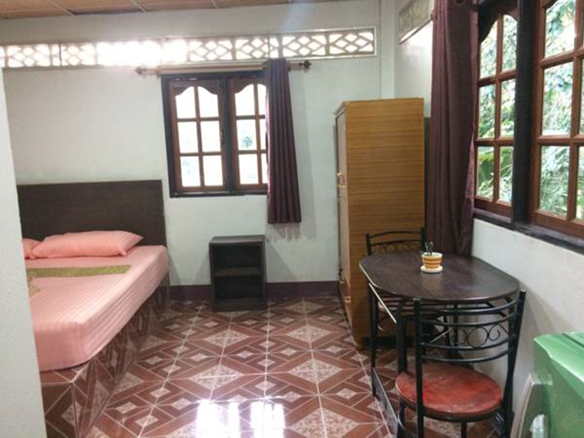 ホテル Hide-In House Ko Lanta エクステリア 写真